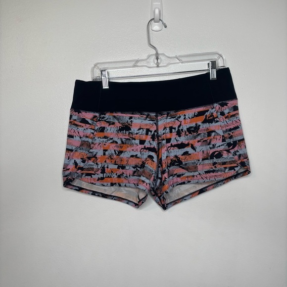 BOGO ✨ Lululemon Athletica Run Times Short ll Size 8 Women’s Gym Athletic - Picture 5 of 10
